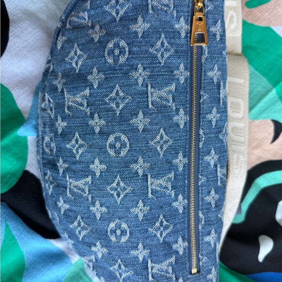 Louis Vuitton Remix Collection Denim Monogram Bum Hobo Bag - Picture 7 of 15